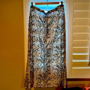 Trendy Reformation brand great silky skirt